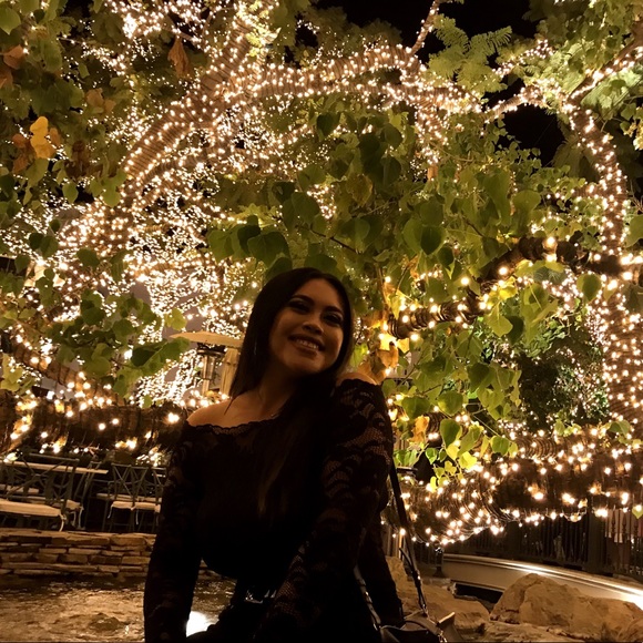 Meet your Posher, Natalie - Picture 7 of 8